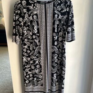 Roz & Ali Black and White Paisley Midi Dress